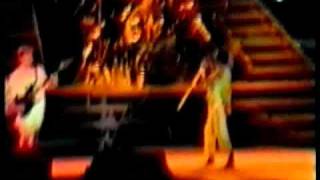 Queen Live In  Paris France 1986 part 8 - We Will Rock You - Friends - We Are The Champions