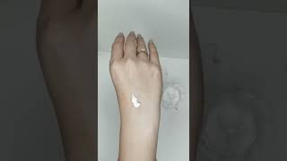 Atomy Hand Cream - крем для рук, который обеспечивает обильное увлажнение и питание.