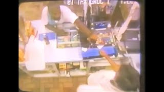 Robber Gets Frustrated With Language Of Clerk