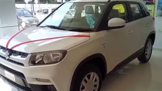 Maruti Suzuki Vitara Brezza VDi Interior and Exterior Full View 2017 18