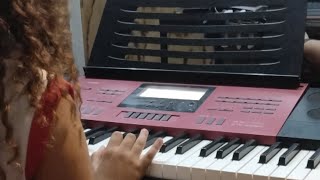 MAIS UMA AULA TECLADO - Tentando Tocar LINDO ÉS  6° Aula