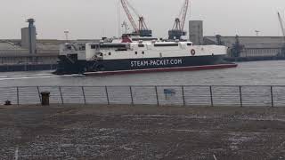 Manannan Leaving BelfastVID 20190423 103339