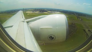 Aborted landing onboard Boeing 777-300ER Air France in Paris CDG airport