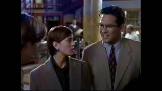 Lois & Clark 4x13 04 - Lois and Clark surprised with the headlines on Monday