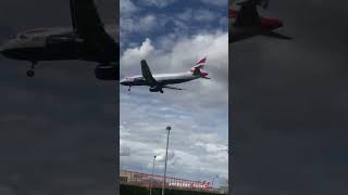 British Airways Airbus A320-232 [G-EUYI] landing at London Heathrow #shorts #flight #planespotting