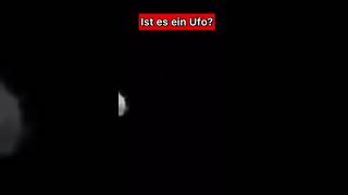 Mann filmt mysteriöses (Außerirdisches!?) Flugobjekt