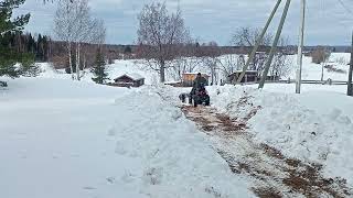 Работа самодельного минипогрузчика.