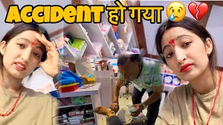 आज तो मेरा Accident  हो गया 😰 lifestyle vlog Jhinkwan vlog #uttarakhand