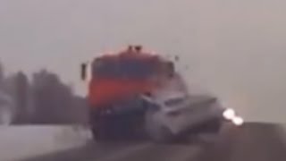 Russia: 1 killed in fatal head on collision with KAMAZ