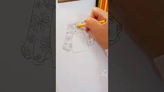 تعلم رسم فستان جميل جدا للمبتدئين اتمنى ان تشترك في القناه 🥰🥰🥰