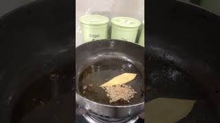 Hariyali Aalu Recipe #shorts #viral