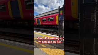 Class 455 arriving at Wimbledon