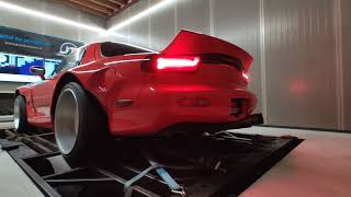 Rocketbunny Mazda RX7 goes on a Dyno