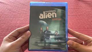 Resident Alien: Season Two Blu-ray Unboxing