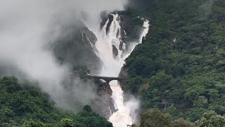 Dudhsagar Waterfall Journey in 11098 Erankulam-Pune Poorna Express.Journry Between Kulem-Castle rock