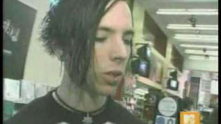 Good Charlotte at the Record Store (MTV, 2003)