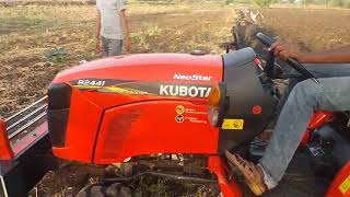 Kubota B2441 Tractor Demo with plowing कुबोटा B 2441 ट्रॅक्टर ने नांगरणी डेमो #kubota