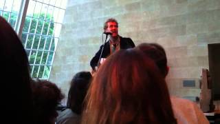 Glen Hansard - Moving On (2011-05-26)