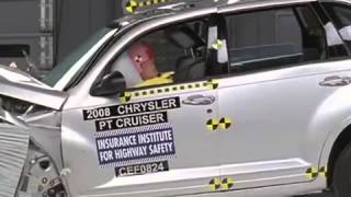 Crash Test2008 Chrysler PT Cruiser moderate overlap test