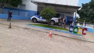 Policial toma carro de assalto em Euclides da Cunha  e tomba  em confronto  com a PM  em  Tucano