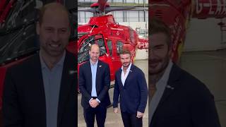 Las curiosas imágenes del príncipe Guillermo junto a David #Beckham probando helicópteros