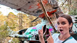 On découvre l'ÉPAVE d'un AVION écrasé en pleine FORET!