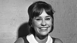 Girl From Ipanema singer Astrud Gilberto dies