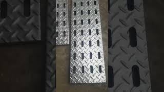 Máng thoát sàn inox chống trượt