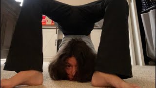 How To Do A Chin-Stand (Bend In Halve).