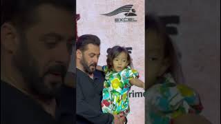 Salman Khan remains happy with niece Ayat #shorts