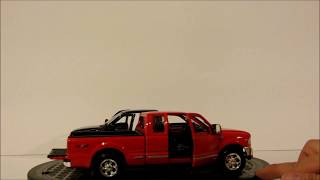 1999 Ford F-350 Super Duty Pick Up 1/24 Scale Diecast Model