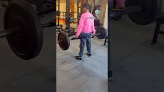 Hitting my first deadlifting PR at school gym 😱🔥