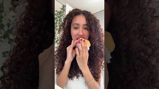 COMENDO PÃO DE QUEIJO!