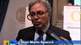 Gian Mario Spacca alla consegna dei premi 2013 Ospitalità Italiana