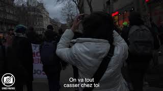 La Manif lycéeenne/étudiante rentre dans la Gare de Lyon à Paris- 6 décembre 2018