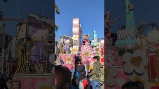 Universal Studios Japan - NO LIMIT! Parade - Hello Kitty