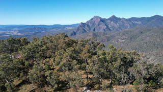 Hiking Mount May l Mount Barney National Park