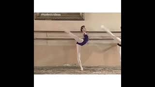 “Ekaterina Borchenko via @balletvideo 🎀 #ballet a”