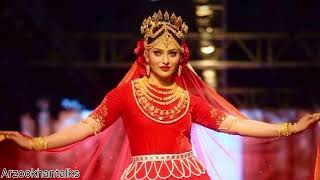 Urvashi rautela wearing real gold heavy jewellery and and dress at manipur fashion week festival