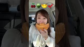 Co-pilot ASMR eating and broadcasting challenge#eat  #food #shortvideo #Eat emoticons