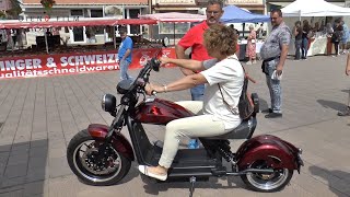 Der #SchobbaElecticcycle E-Roller macht Spass