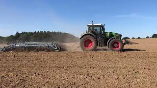 Fendt 930 Gen. 7 mit 4m Köckerling Vario