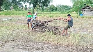 uji coba glebek traktor || langsung di Medan sawah part 1