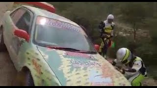 Salio volando la llanta de su vehiculo en plena competencia en Sucre