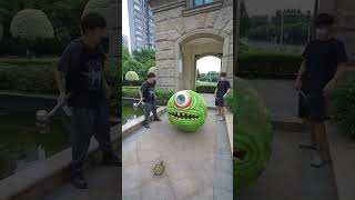 yt1s com   Big eyed monster  magic green screen   3d Special effects  3d animation  shorts 720p