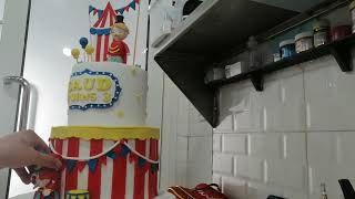 Circus Cake Design