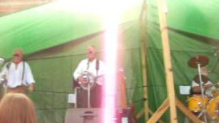 The Wurzels - Combine Harvester - Swindon 23rd August 2009!!