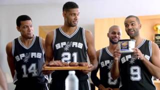 Gifts for LaMarcus - HEB se lleva a los cracks de los Spurs al super