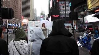 Ginger Zee speaks at the 2015 NYC Big Pinwheel Garden