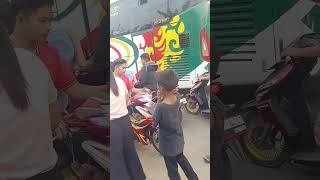 setiap sore berburu telolet di pintu masuk tol Buaran Tangerang #viral #bismania #telolet